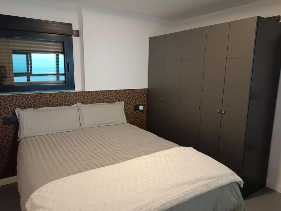 Апартаменты Estupendo Apartamento En Planta 22. 1ª Linea. Бенидорм Экстерьер фото